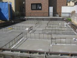 ベースコンクリート打設後