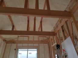 発砲ウレタン吹付断熱